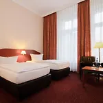 Am Goldenen Strauss 3*