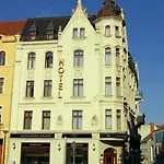 Hotel Am Goldenen Strauss 3*
