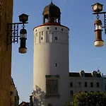Am Goldenen Strauss Hotel