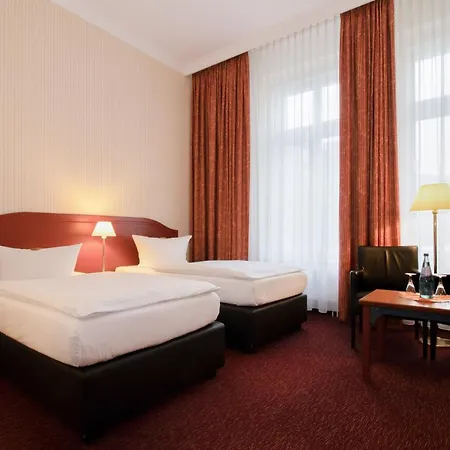 Akzent Am Goldenen Strauss 3*