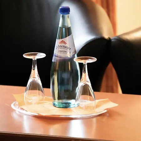 Отель Akzent Am Goldenen Strauss