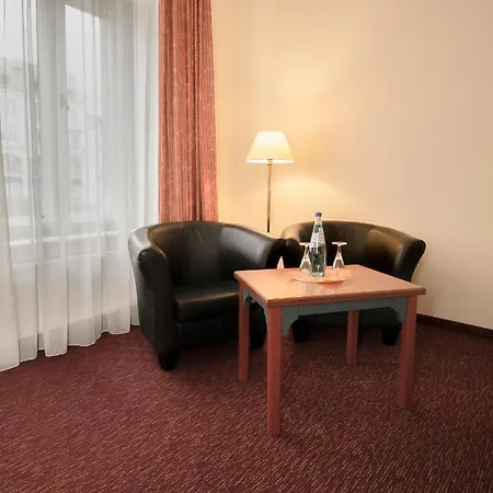 Akzent Am Goldenen Strauss Görlitz