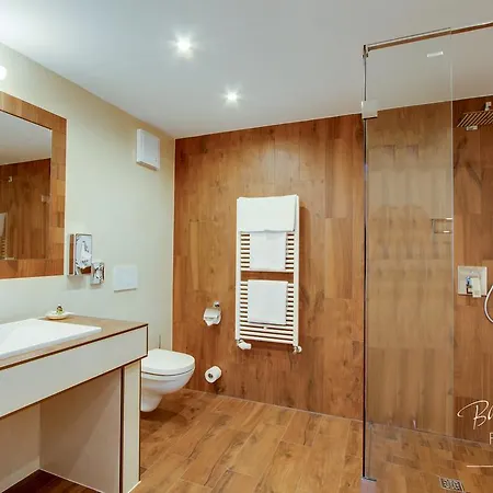 Hotell Am Goldenen Strauss 3*
