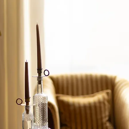 Akzent Am Goldenen Strauss Отель Гёрлиц