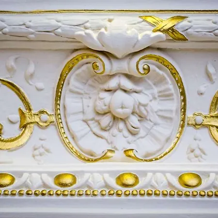 Отель Akzent Am Goldenen Strauss Гёрлиц