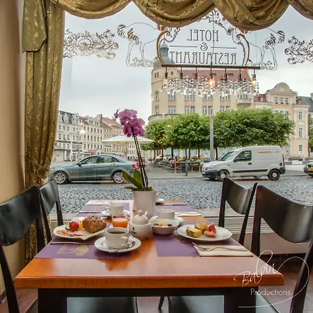 Am Goldenen Strauss Hotell Görlitz