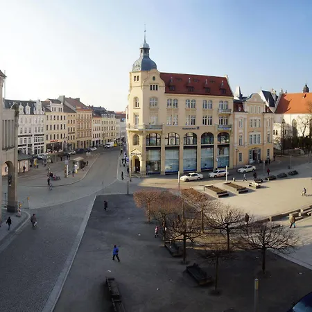 Akzent Am Goldenen Strauss Hotel 3*