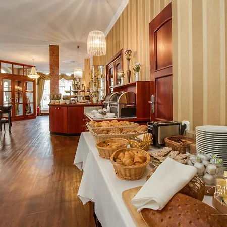 Akzent Am Goldenen Strauss Отель 3*