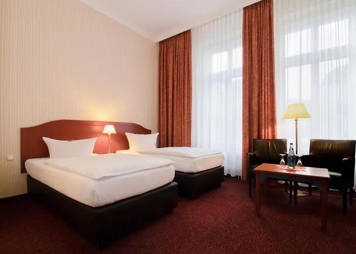 Akzent Am Goldenen Strauss 3*