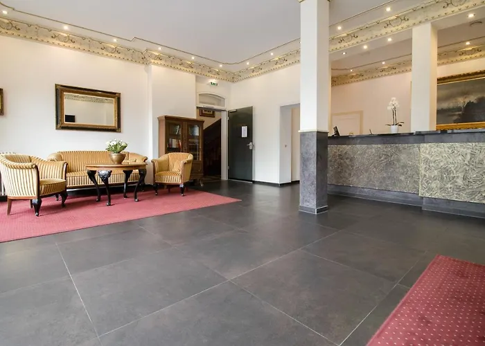 فندق Akzent Am Goldenen Strauss 3*