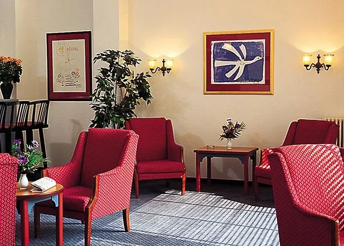 Akzent Am Goldenen Strauss 3* غورليتز