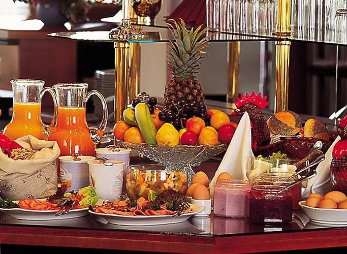 Akzent Am Goldenen Strauss فندق غورليتز