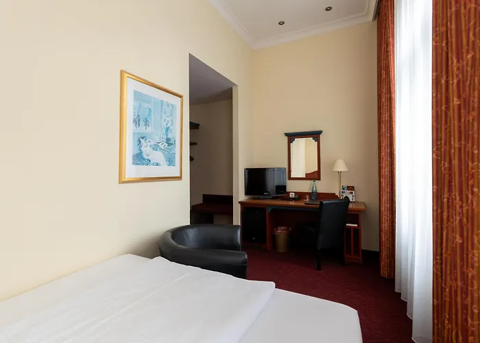 فندق Akzent Am Goldenen Strauss غورليتز