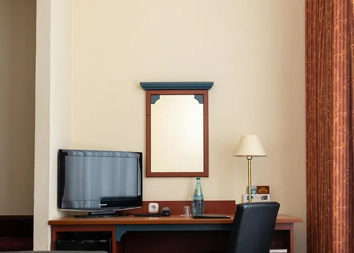 Akzent Am Goldenen Strauss غورليتز