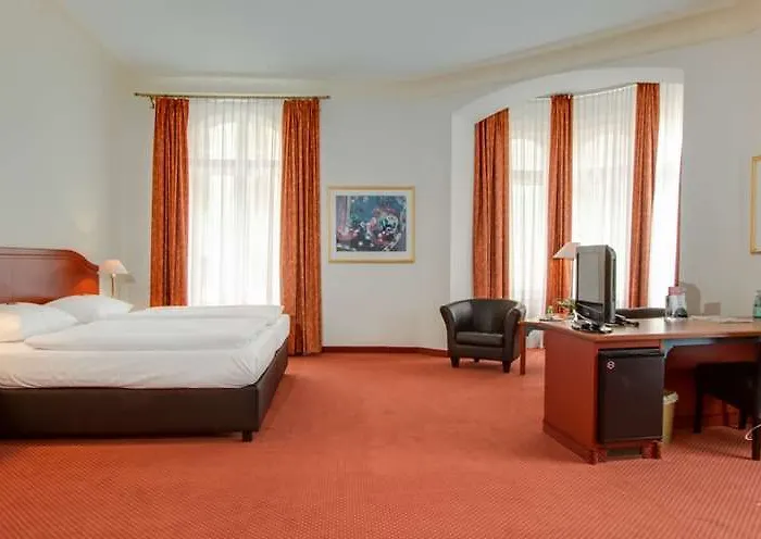 Akzent Am Goldenen Strauss فندق 3*