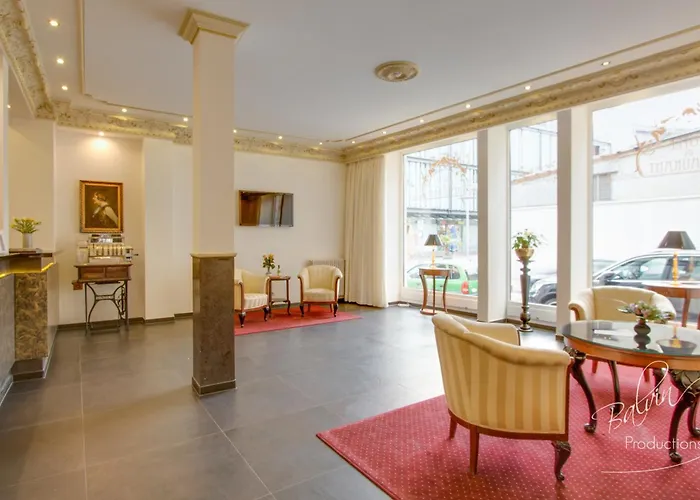 Akzent Am Goldenen Strauss 3* غورليتز