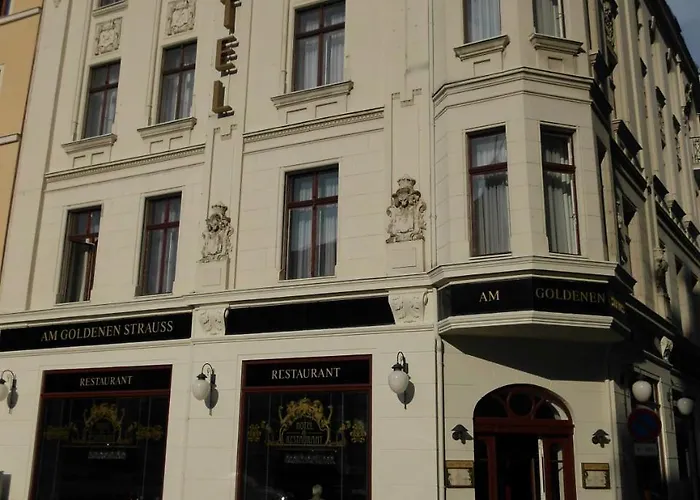 فندق Akzent Am Goldenen Strauss 3*